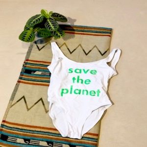 Women’s one-piece swimsuit (NEW)